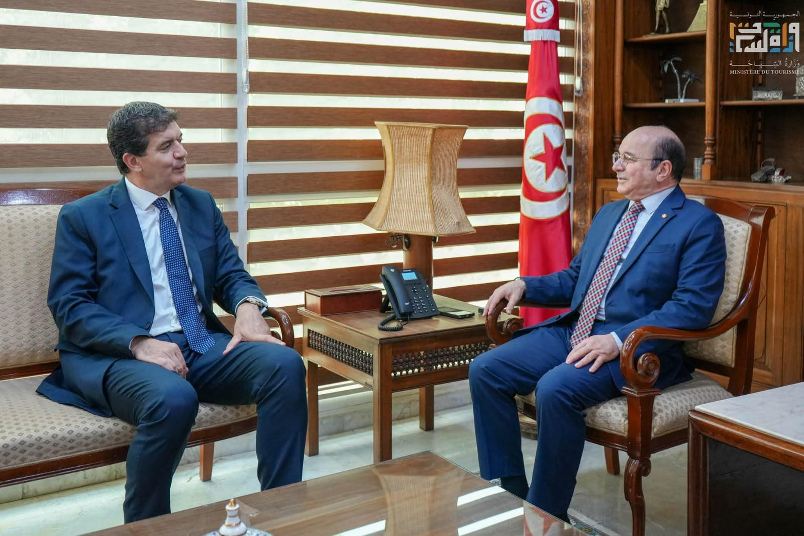 تونس وإسبانيا تعززان التعاون في السياحة والصناعات التقليدية